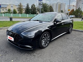 2020 Hyundai Sonata VIII (DN8), чёрный, 2400000 рублей, вид 2
