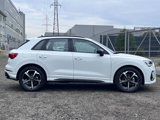 2026 Audi Q3 35 TFSI II (F3), белый, 3690000 рублей, вид 4