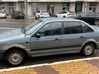 1991 Volkswagen Passat B3, голубой, 75000 рублей, вид 4