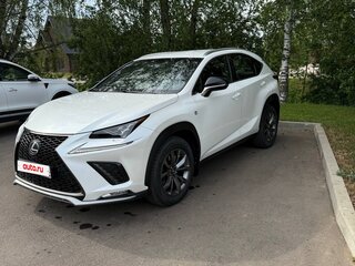 2017 Lexus NX 300 I Рестайлинг, белый, 2650000 рублей, вид 3