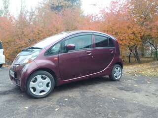 2010 Mitsubishi i, красный, 580000 рублей, вид 1