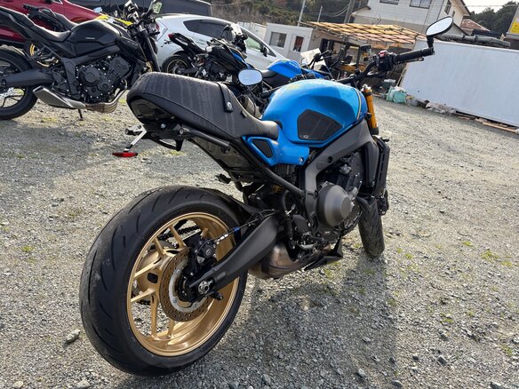 2022 Yamaha XSR900, синий, 1045000 рублей - вид 16