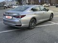 2024 Lexus ES 300h VII Рестайлинг, серый, 5500000 рублей - вид 11