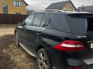 2014 Mercedes-Benz M-Класс 300 III (W166), чёрный, 1483000 рублей, вид 2