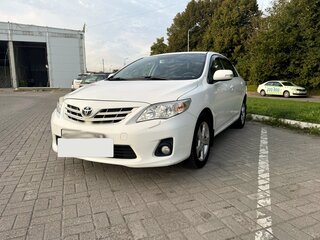 2011 Toyota Corolla X (E140, E150) Рестайлинг, белый, 1200000 рублей, вид 2