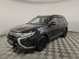 2021 Mitsubishi Outlander III Рестайлинг 3, чёрный, 1899000 рублей, вид 1