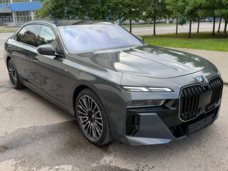 2025 BMW 7 серии 740d xDrive VII (G70), серый, 15700000 рублей, вид 2