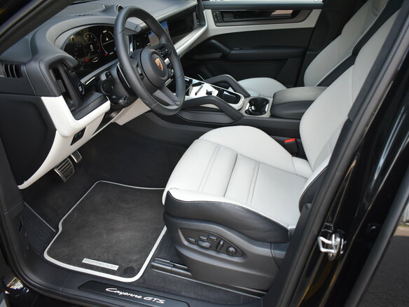 2026 Porsche Cayenne GTS Coupé III Рестайлинг, чёрный, 25900000 рублей - вид 13