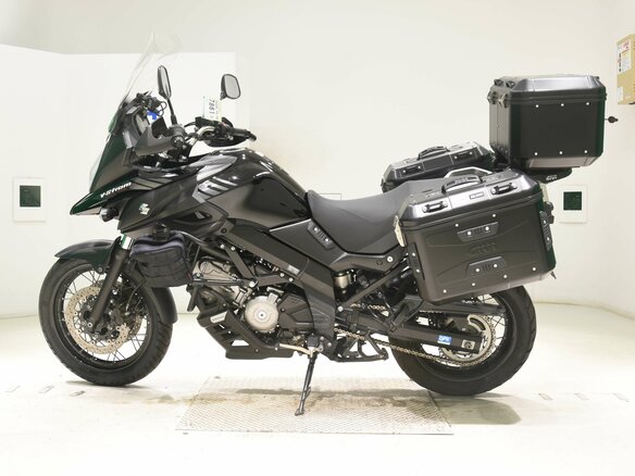 2018 Suzuki V-Strom DL 650, чёрный, 625000 рублей - вид 4