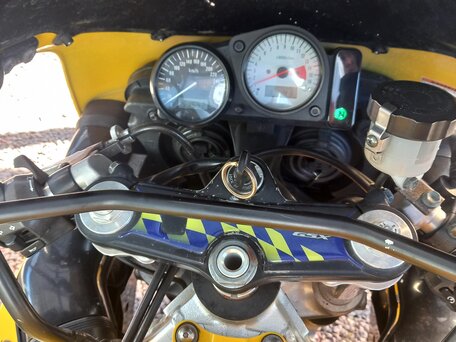 2001 Suzuki GSX-R 600, жёлтый, 350000 рублей, вид 5