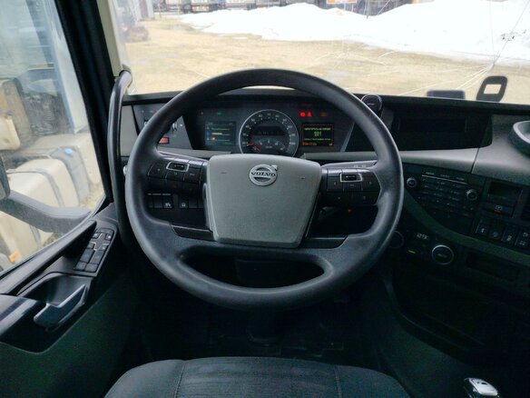 2020 Volvo FH, синий, 7760000 рублей - вид 5