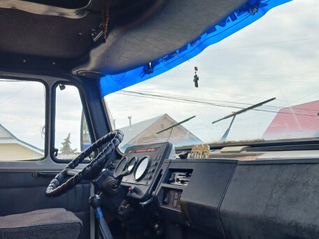 2004 ЗИЛ 5301 "Бычок", серый, 350000 рублей, вид 5