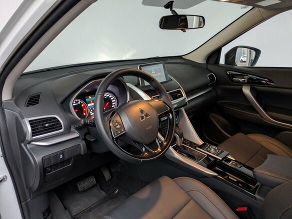 2022 Mitsubishi Eclipse Cross I Рестайлинг, белый, 2690000 рублей - вид 8