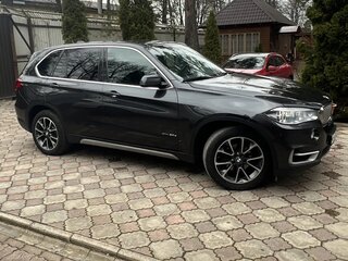 2017 BMW X5 30d III (F15), серый, 3950000 рублей, вид 5
