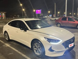 2020 Hyundai Sonata VIII (DN8), жёлтый, 1800000 рублей, вид 2