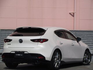 2021 Mazda 3 IV (BP), белый, 1219000 рублей, вид 3