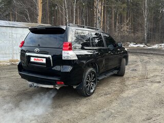 2009 Toyota Land Cruiser Prado 150 Series, чёрный, 2500000 рублей, вид 3