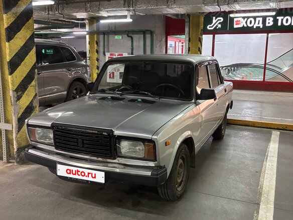 2010 Lada (ВАЗ) 2107, серебристый, 140000 рублей