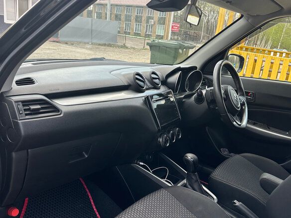 2020 Suzuki Swift V Рестайлинг, чёрный, 1200000 рублей - вид 6