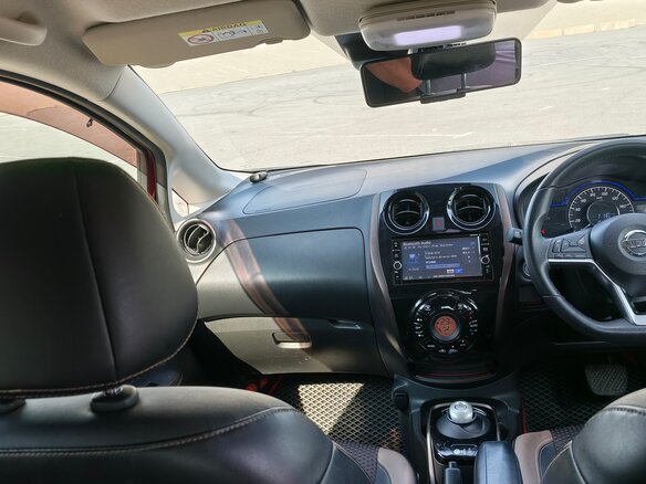 2018 Nissan Note e-Power II Рестайлинг, красный, 1130000 рублей - вид 8