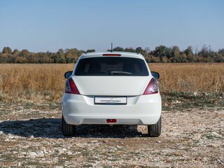 2013 Suzuki Swift IV Рестайлинг, белый, 799000 рублей, вид 4