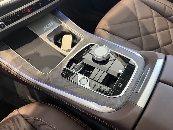2025 BMW X5 30Li IV (G05/G18) Рестайлинг, чёрный - вид 12