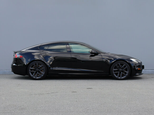 2021 Tesla Model S Plaid I Рестайлинг 2, чёрный, 8800000 рублей - вид 9