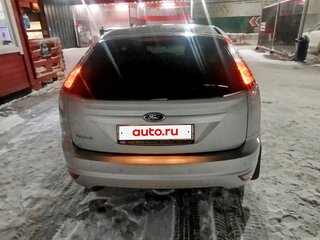 2010 Ford Focus II Рестайлинг, серый, 948000 рублей, вид 4