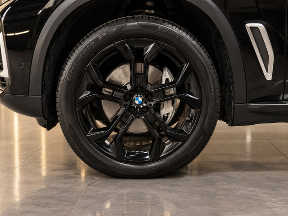 2023 BMW X5 30d IV (G05/G18), чёрный, 8544271 рублей - вид 11