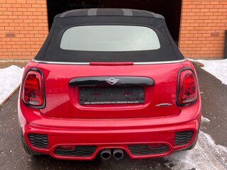 2020 Mini Cabrio JCW John Cooper Works III Рестайлинг, красный, 4000000 рублей, вид 4