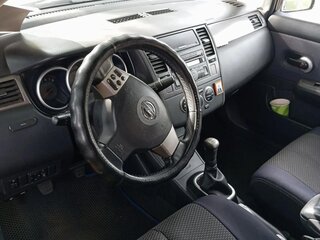 2008 Nissan Tiida I, чёрный, 550000 рублей, вид 3