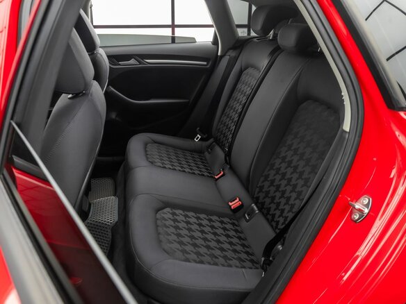 2013 Audi A3 III (8V), красный - вид 7