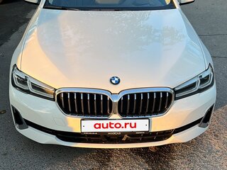 2022 BMW 5 серии 520i VII (G30/G31/G38) Рестайлинг, белый, 4500000 рублей, вид 2