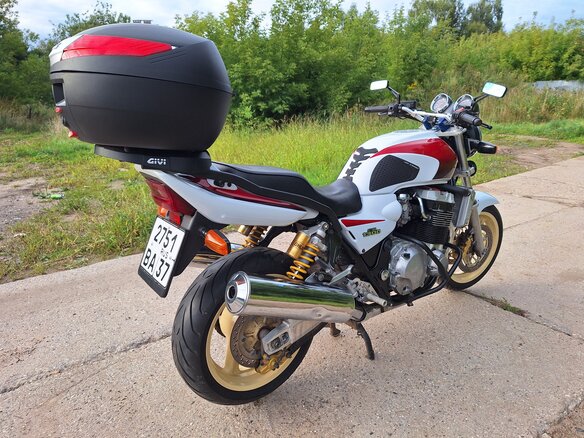 2000 Honda CB 1300, белый, 370000 рублей - вид 5