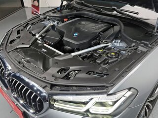 2022 BMW 5 серии 520i VII (G30/G31/G38) Рестайлинг, серый, 4850005 рублей, вид 5