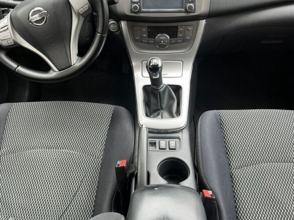 2014 Nissan Sentra VII (B17), серебристый, 1030000 рублей - вид 9
