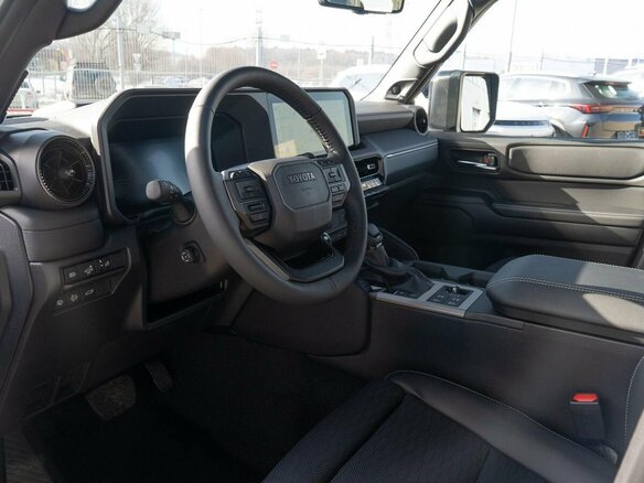 2026 Toyota Land Cruiser Prado 250 Series, белый, 12100000 рублей - вид 16
