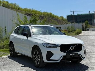 2025 Volvo XC60 II Рестайлинг 2, белый, 4970000 рублей, вид 3