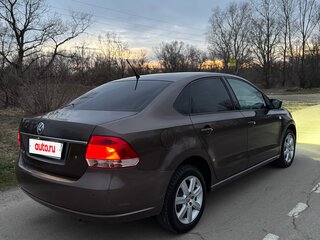 2015 Volkswagen Polo V, коричневый, 780000 рублей, вид 1