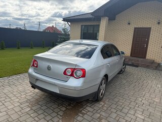 2008 Volkswagen Passat B6, серебристый, 650000 рублей, вид 3