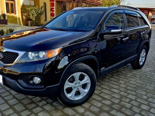 2012 Kia Sorento II Рестайлинг, чёрный, 1700000 рублей, вид 1