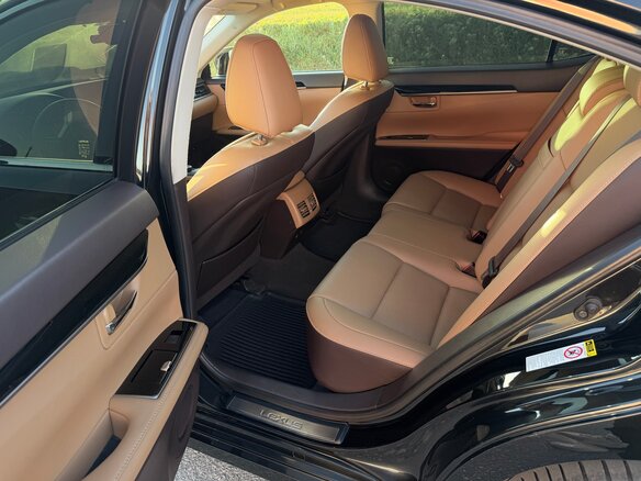 2015 Lexus ES 200 VI Рестайлинг, чёрный, 2300000 рублей - вид 8