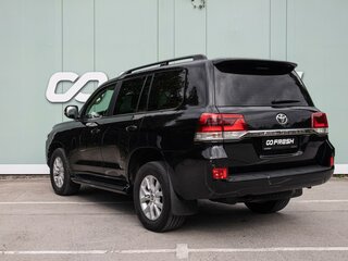 2015 Toyota Land Cruiser 200 Series Рестайлинг 2, чёрный, 4999000 рублей, вид 2
