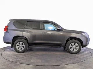 2019 Toyota Land Cruiser Prado 150 Series Рестайлинг 2, серый, 4200000 рублей, вид 4