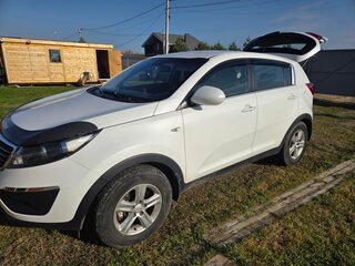 2015 Kia Sportage III Рестайлинг, белый, 1350000 рублей, вид 3