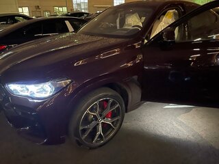 2021 BMW X6 40i III (G06), фиолетовый, 7800000 рублей, вид 2