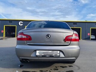 2010 Skoda Superb II, серый, 745000 рублей, вид 4
