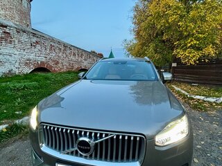 2021 Volvo XC90 II Рестайлинг 1, серый, 5390000 рублей, вид 2