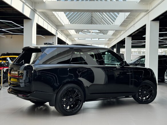 2026 Land Rover Range Rover P400 MHEV V, чёрный - вид 6