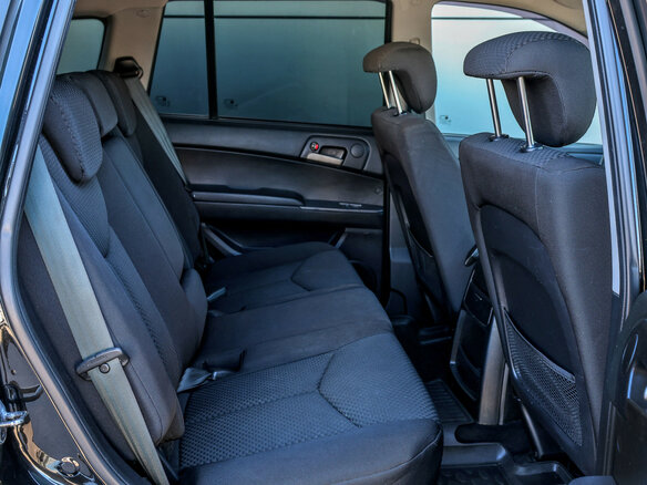 2014 SsangYong Kyron 6-speed I Рестайлинг, чёрный - вид 11